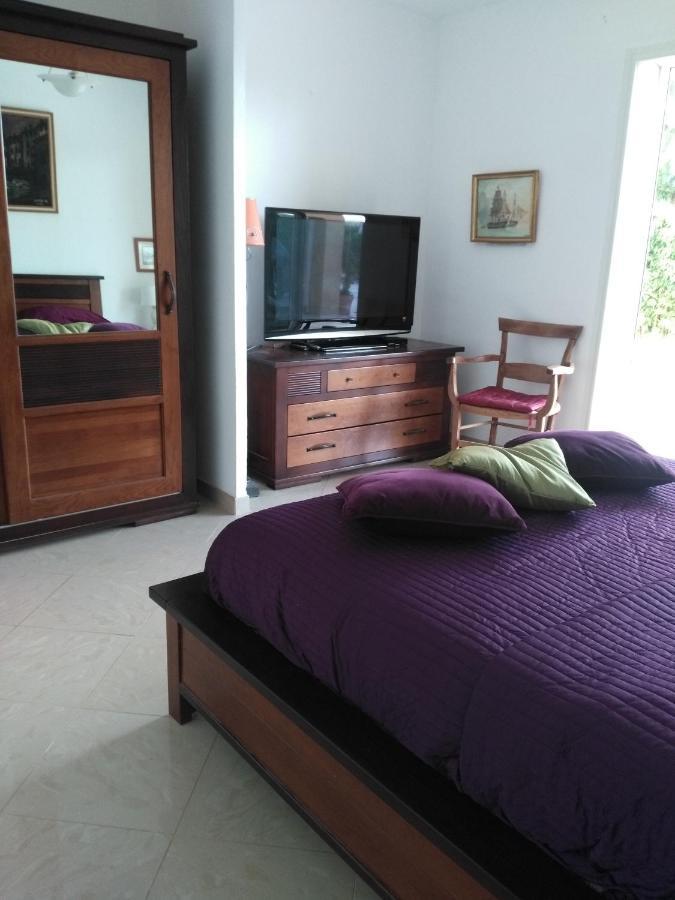 Chambres De La Terre Blanche Sanary-sur-Mer Buitenkant foto