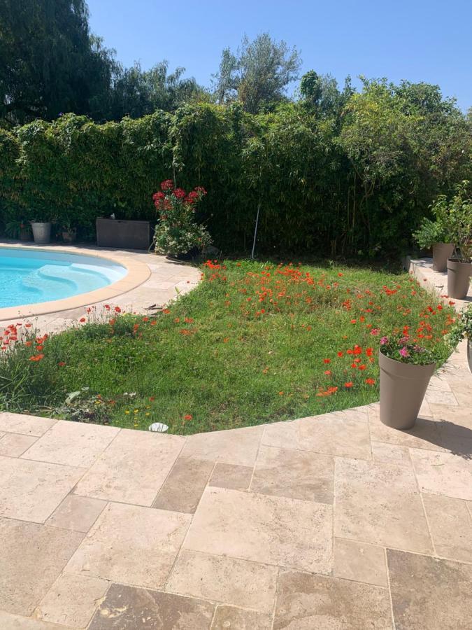 Chambres De La Terre Blanche Sanary-sur-Mer Buitenkant foto